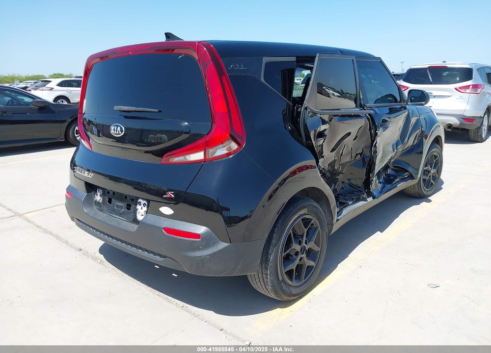 2021 KIA SOUL VIN: KNDJ23AU2M7129615
