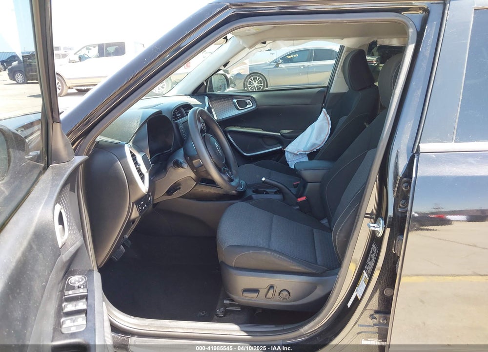 2021 KIA SOUL VIN: KNDJ23AU2M7129615