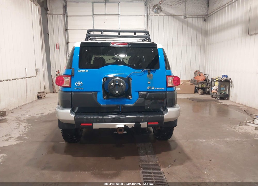 2008 TOYOTA FJ CRUISER VIN: JTEBU11F38K018980