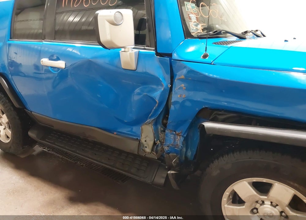 2008 TOYOTA FJ CRUISER VIN: JTEBU11F38K018980