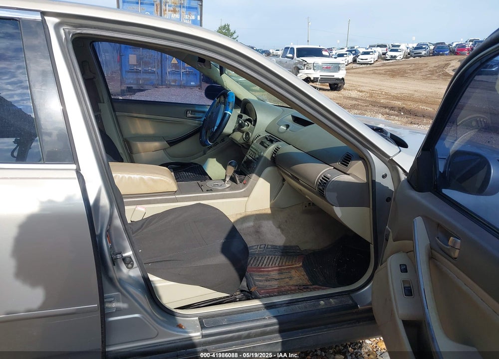 2004 INFINITI G35 VIN: JNKCV51EX4M606649