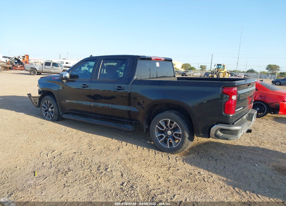 2022 CHEVROLET SILVERADO 1500 LTD 4WD SHORT BED LT VIN: 3GCUYDED3NG173415