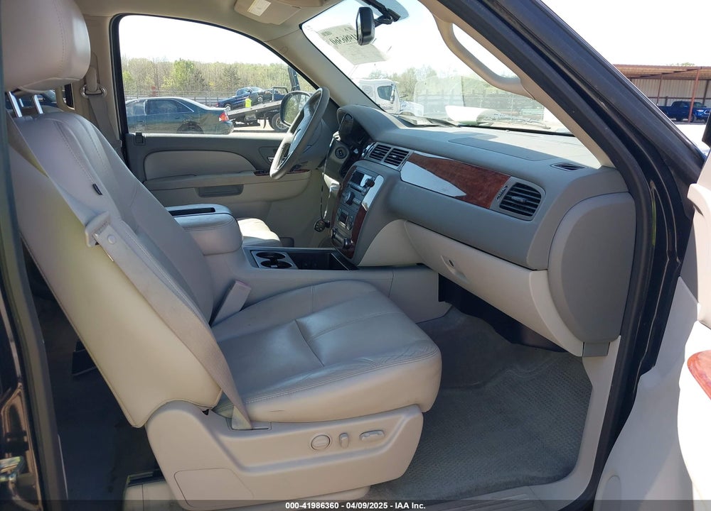 2012 CHEVROLET TAHOE LT VIN: 1GNSCBE07CR122317