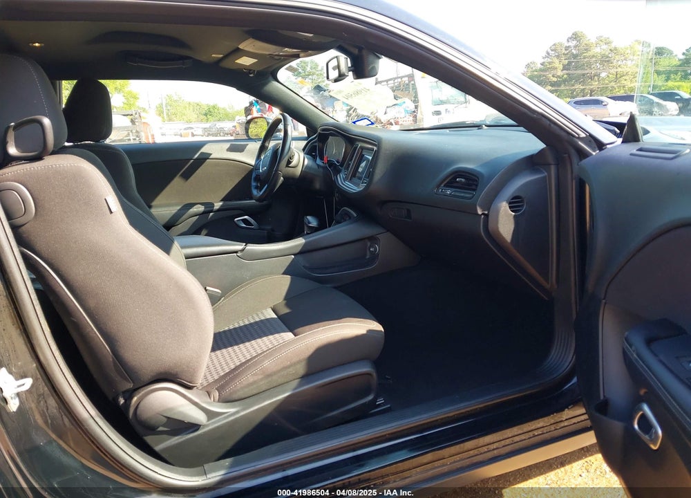 2022 DODGE CHALLENGER VIN: 2C3CDZJG8NH164198