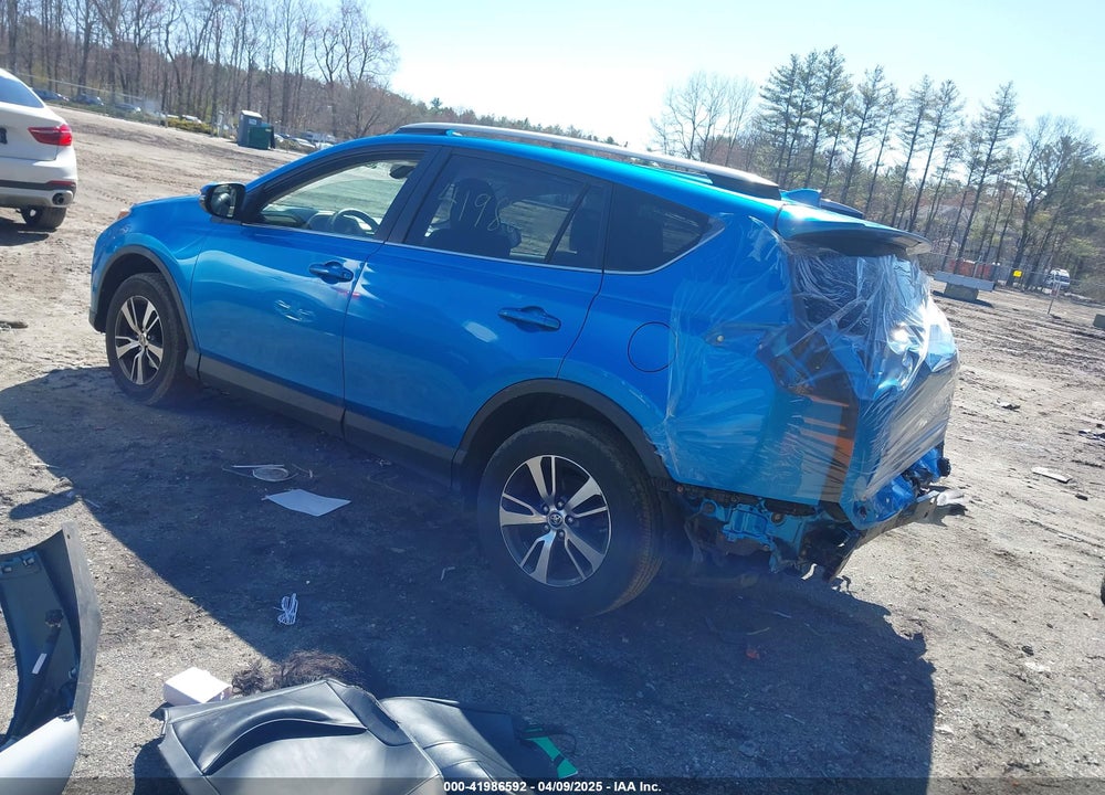 2018 TOYOTA RAV4 VIN: JTMRFREV1JD251599