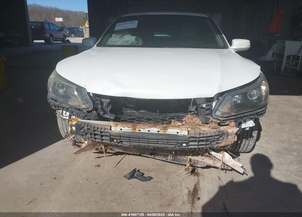 2013 HONDA ACCORD VIN: 1HGCR2F85DA091294