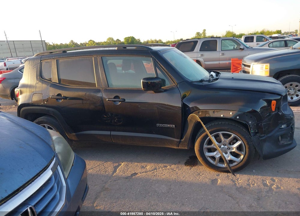 2016 JEEP RENEGADE VIN: ZACCJABT2GPE28261
