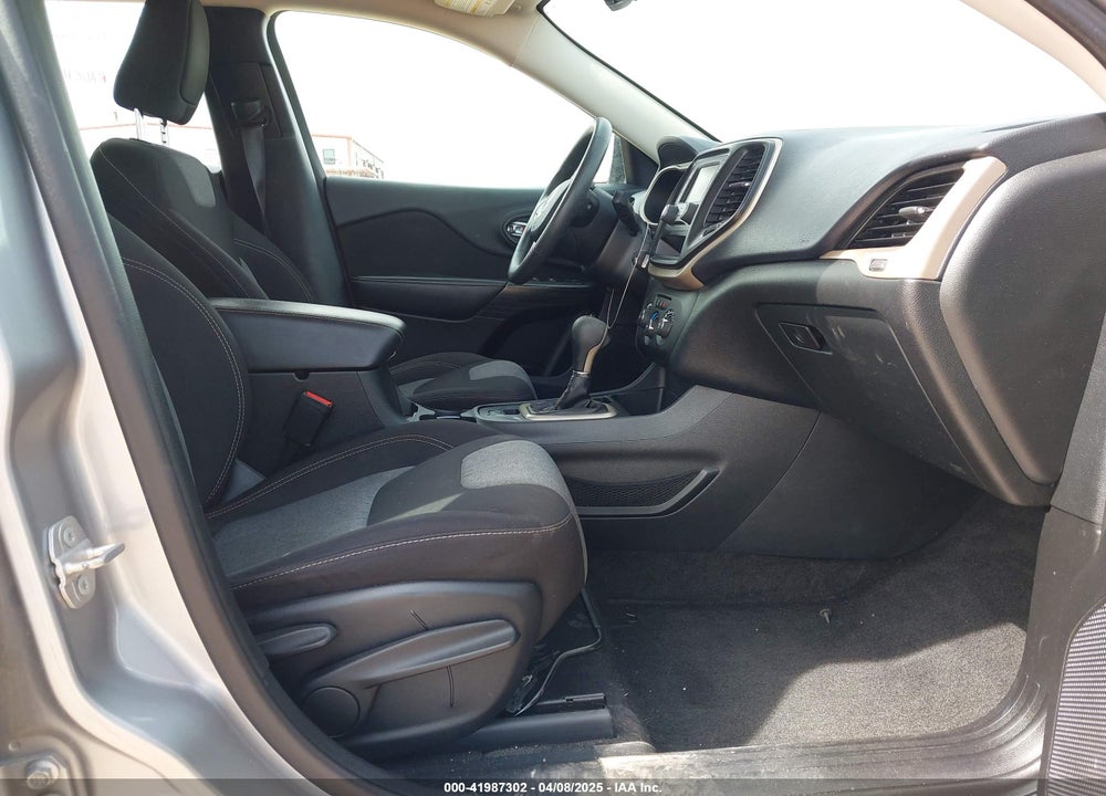 2016 JEEP CHEROKEE VIN: 1C4PJLAB9GW160382