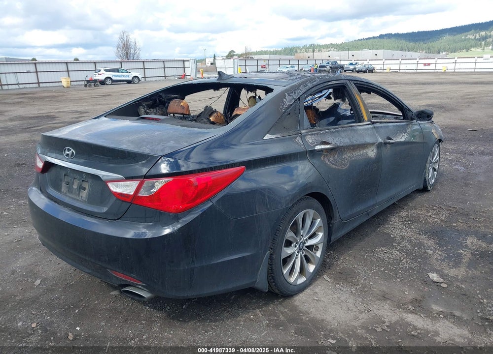 2011 HYUNDAI SONATA VIN: 5NPEC4AC1BH166658
