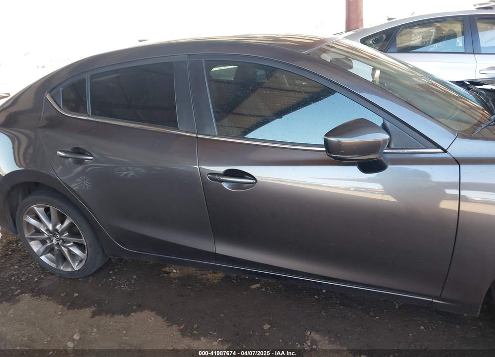 2018 MAZDA 3 TOURING VIN: 3MZBN1V38JM209128