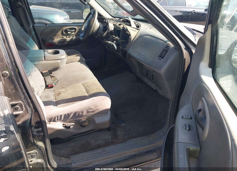2003 FORD F-150 LARIAT/XLT VIN: 1FTRW07L53KC57704
