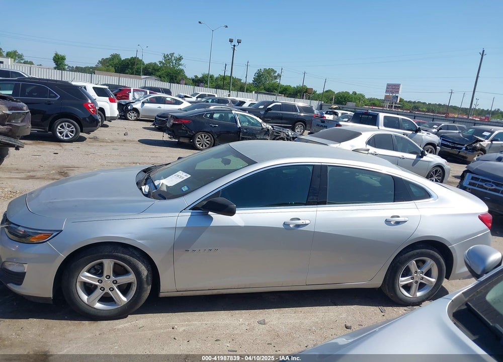 2019 CHEVROLET MALIBU VIN: 1G1ZB5ST4KF215850