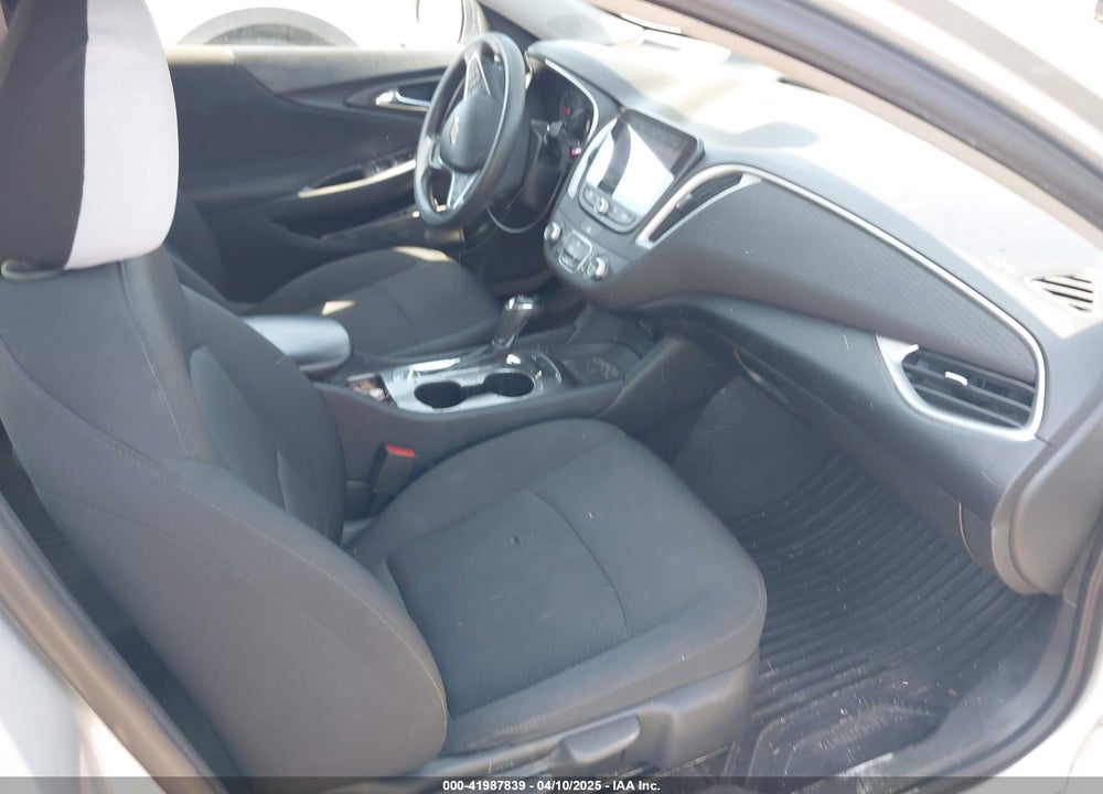 2019 CHEVROLET MALIBU VIN: 1G1ZB5ST4KF215850