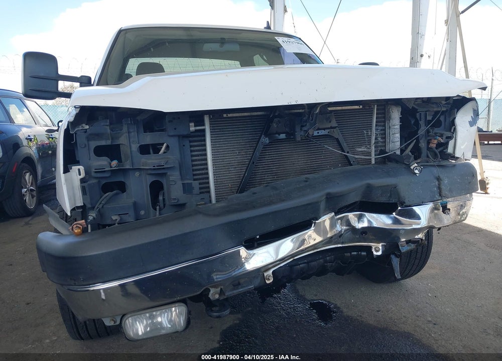 2007 CHEVROLET SILVERADO 2500HD CLASSIC LT2 VIN: 1GCHK23D57F157098