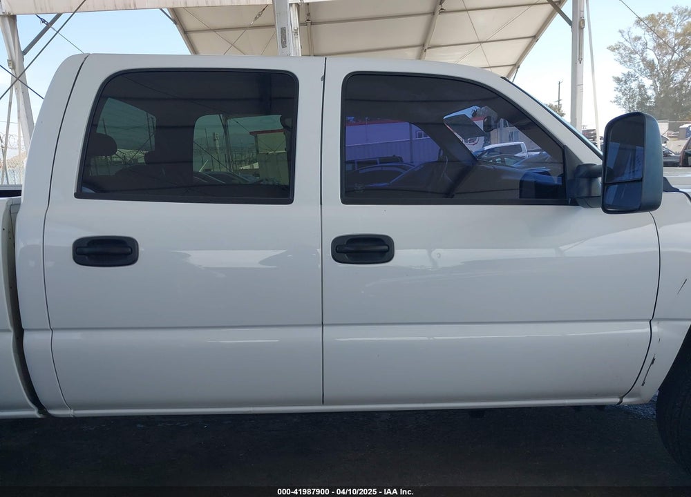 2007 CHEVROLET SILVERADO 2500HD CLASSIC LT2 VIN: 1GCHK23D57F157098