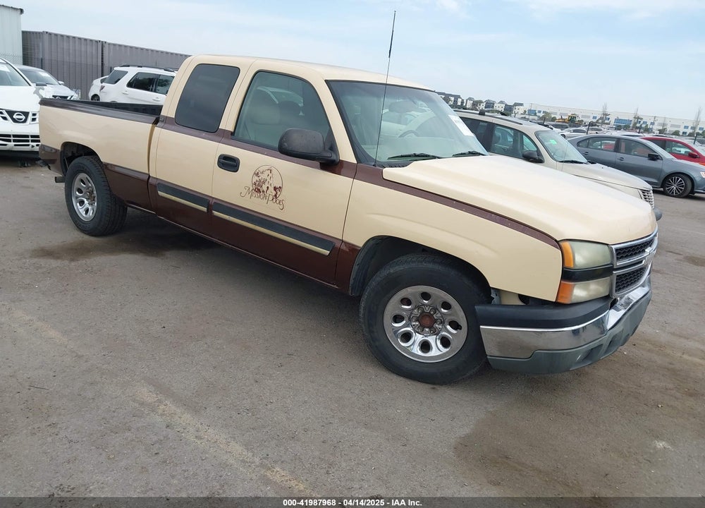2007 CHEVROLET SILVERADO 1500 CLASSIC LT1 VIN: 1GCEC19V77Z136830