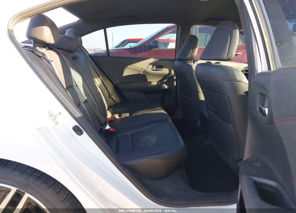 2017 HONDA ACCORD VIN: 1HGCR2F17HA040937