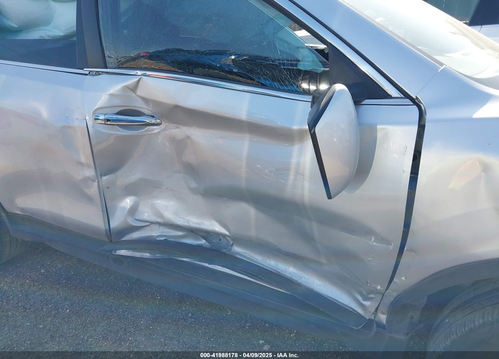 2019 NISSAN ROGUE SV VIN: JN8AT2MT0KW258034