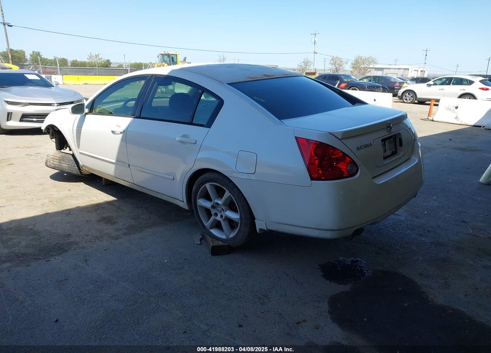 2005 NISSAN MAXIMA 3.5 SE VIN: 1N4BA41E45C827695