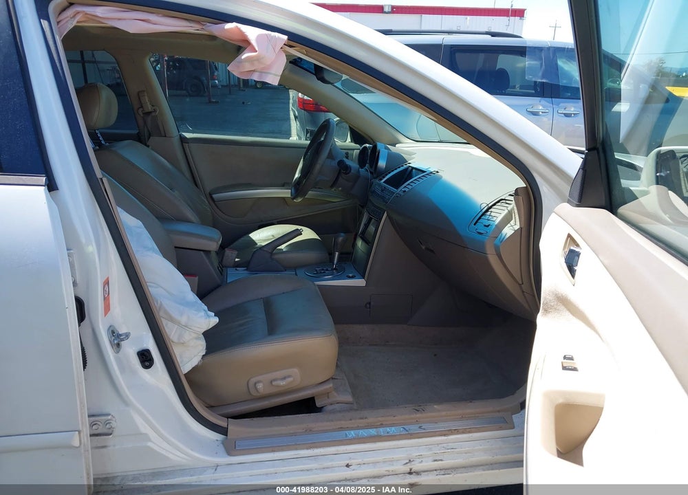 2005 NISSAN MAXIMA 3.5 SE VIN: 1N4BA41E45C827695