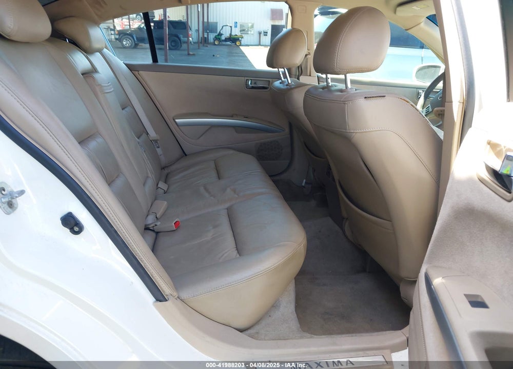 2005 NISSAN MAXIMA 3.5 SE VIN: 1N4BA41E45C827695