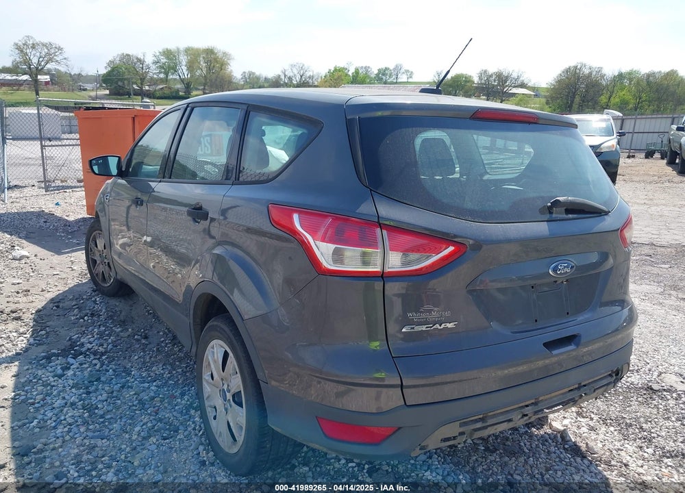 2016 FORD ESCAPE VIN: 1FMCU0F72GUA49463