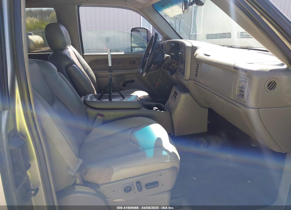 1999 CHEVROLET SILVERADO 1500 LS VIN: 2GCEK19TXX1125038