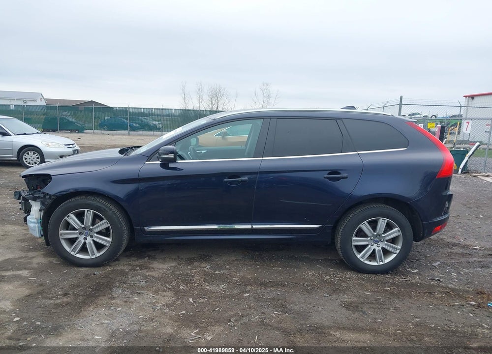 2017 VOLVO XC60 VIN: YV440MRU2H2157962