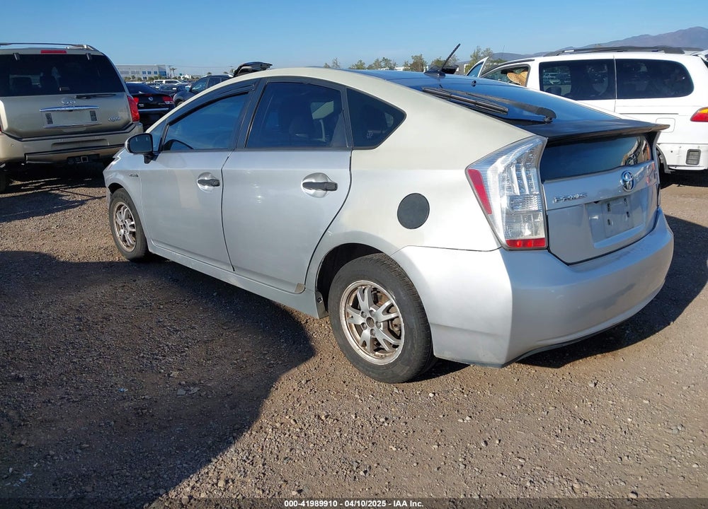 2011 TOYOTA PRIUS THREE VIN: JTDKN3DUXB5327309