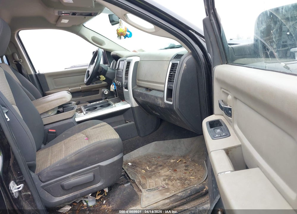 2011 RAM 1500 SLT VIN: 1D7RV1GT8BS662310