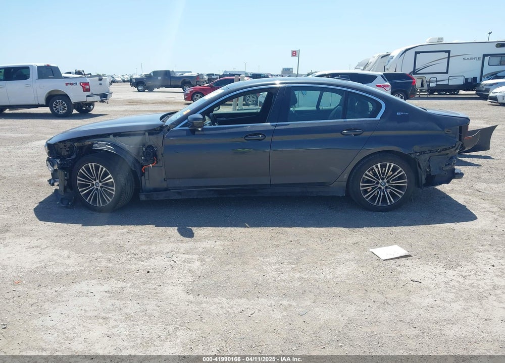 2019 BMW 530E IPERFORMANCE VIN: WBAJA9C58KB254315