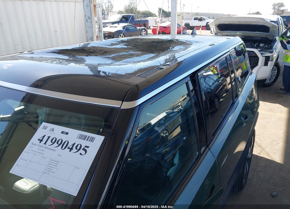 2023 RIVIAN R1S VIN: 7PDSGABA5PN009850