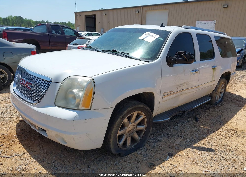 2011 GMC YUKON XL 1500 VIN: 1GKS2MEF9BR198152