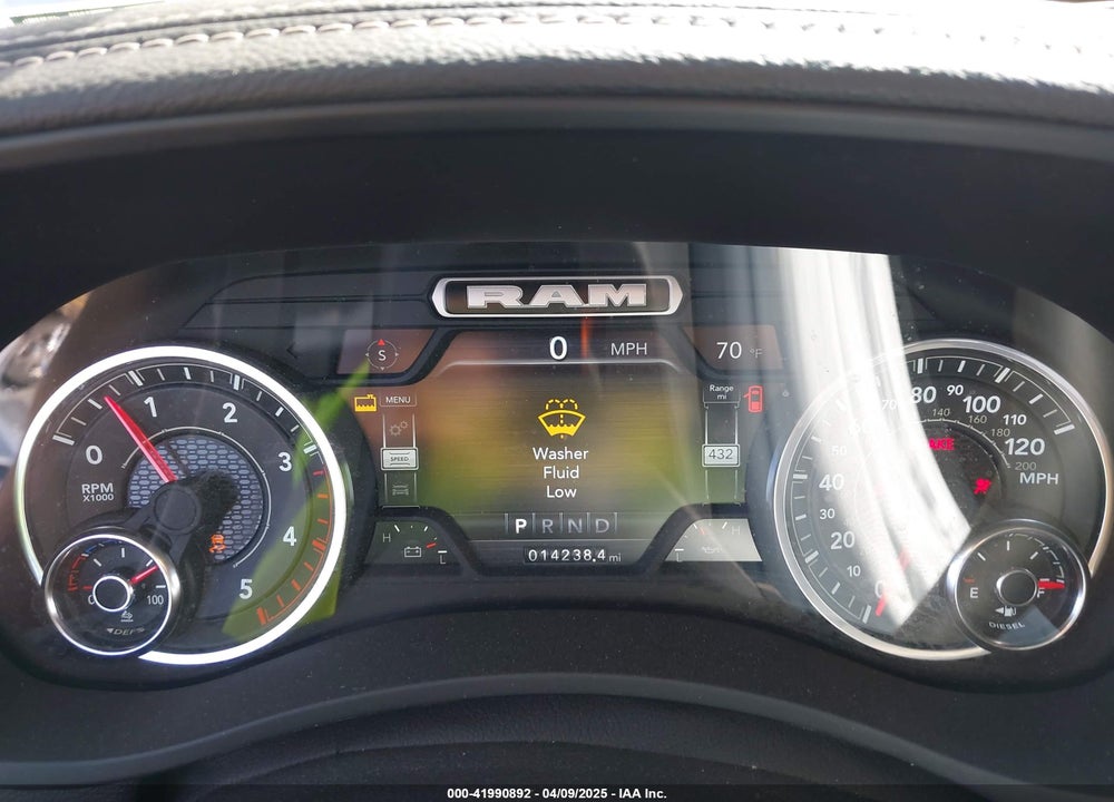 2024 RAM 2500 LAIE  4X4 6'4 BOX VIN: 3C6UR5FL4RG367117