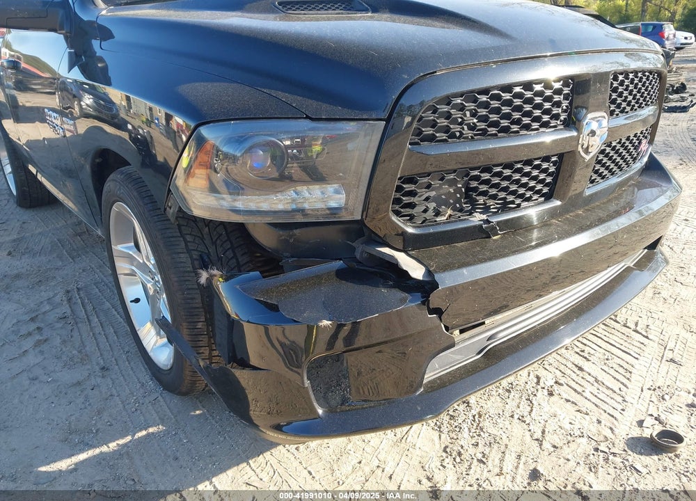 2015 RAM 1500 VIN: 3C6JR6CT9FG574403