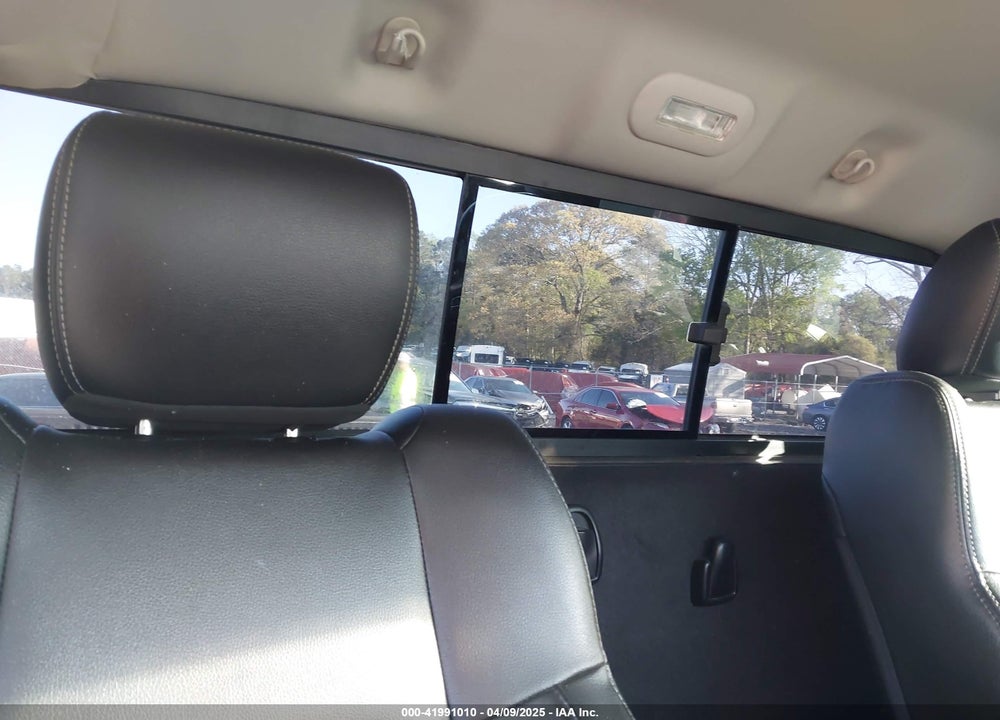 2015 RAM 1500 VIN: 3C6JR6CT9FG574403