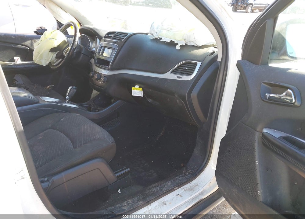 2019 DODGE JOURNEY VIN: 3C4PDCBB1KT845139