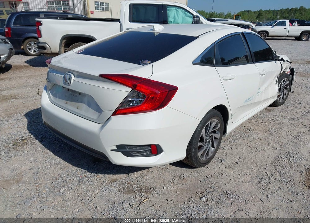 2017 HONDA CIVIC VIN: 19XFC2F71HE033609