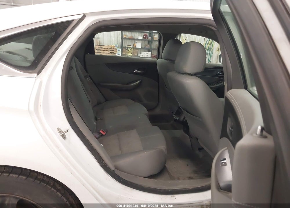 2014 CHEVROLET IMPALA 1LS VIN: 1G11Y5SL8EU126892