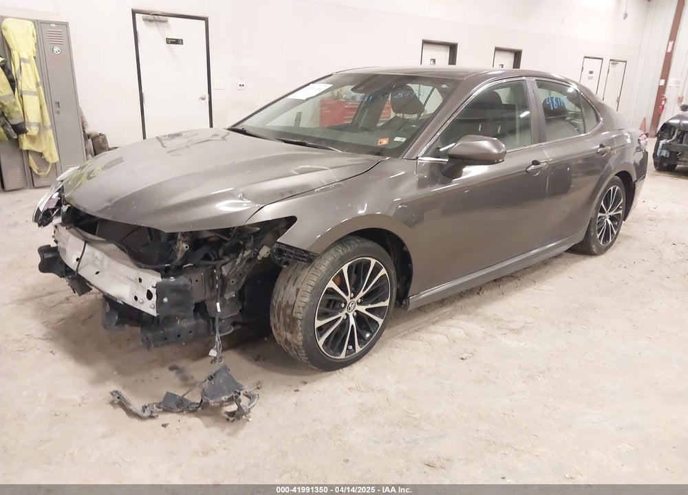 2020 TOYOTA CAMRY VIN: 4T1G11AK1LU941595