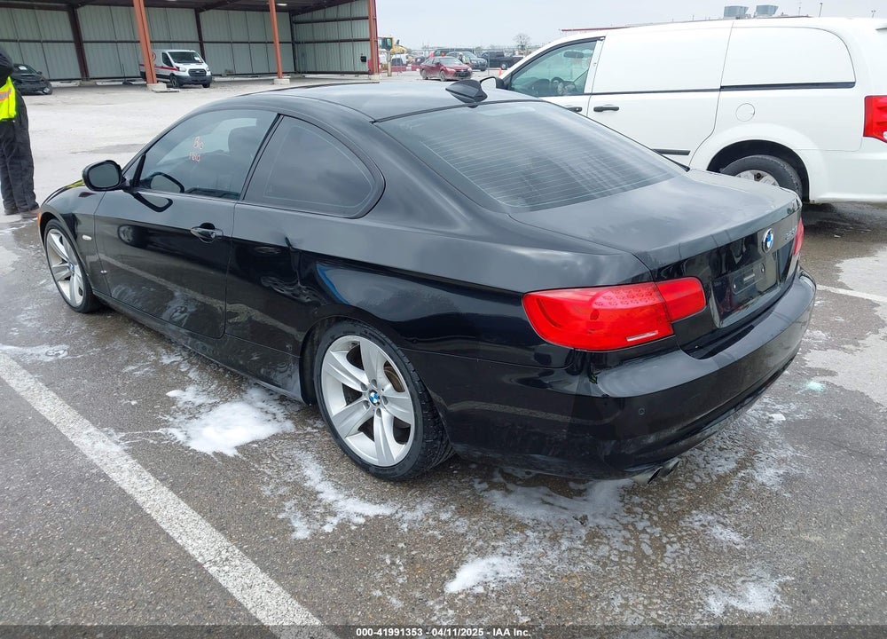 2011 BMW 328I VIN: WBAKE5C58BE429758