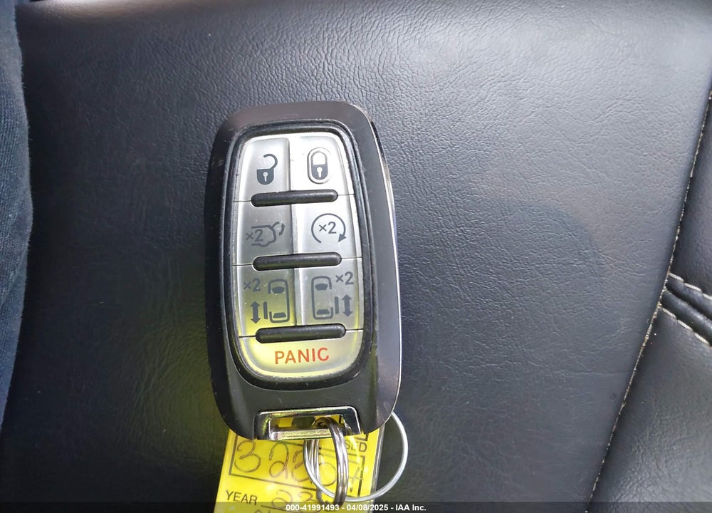 2023 CHRYSLER PACIFICA TOURING L VIN: 2C4RC1BG8PR613532