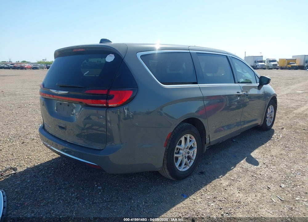 2023 CHRYSLER PACIFICA TOURING L VIN: 2C4RC1BG8PR613532