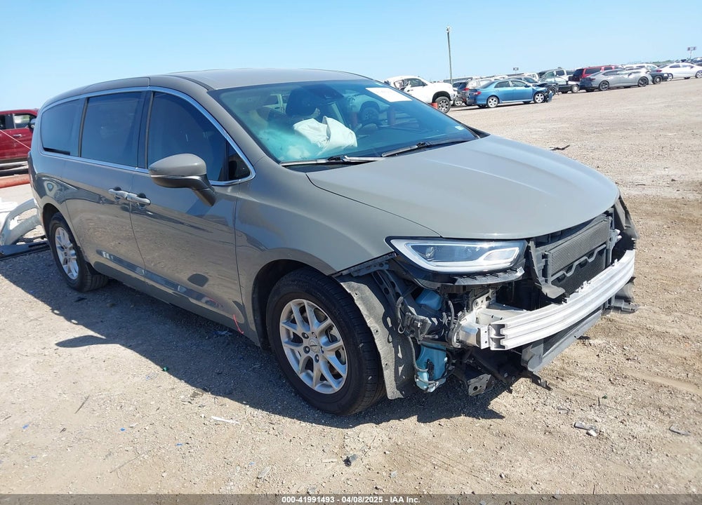 2023 CHRYSLER PACIFICA TOURING L VIN: 2C4RC1BG8PR613532