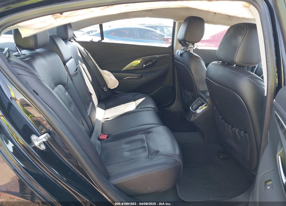 2016 BUICK LACROSSE VIN: 1G4GB5G39GF271034