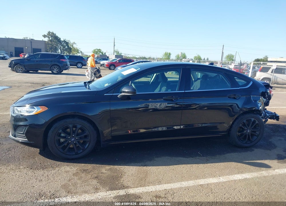 2020 FORD FUSION VIN: 3FA6P0HD8LR119972