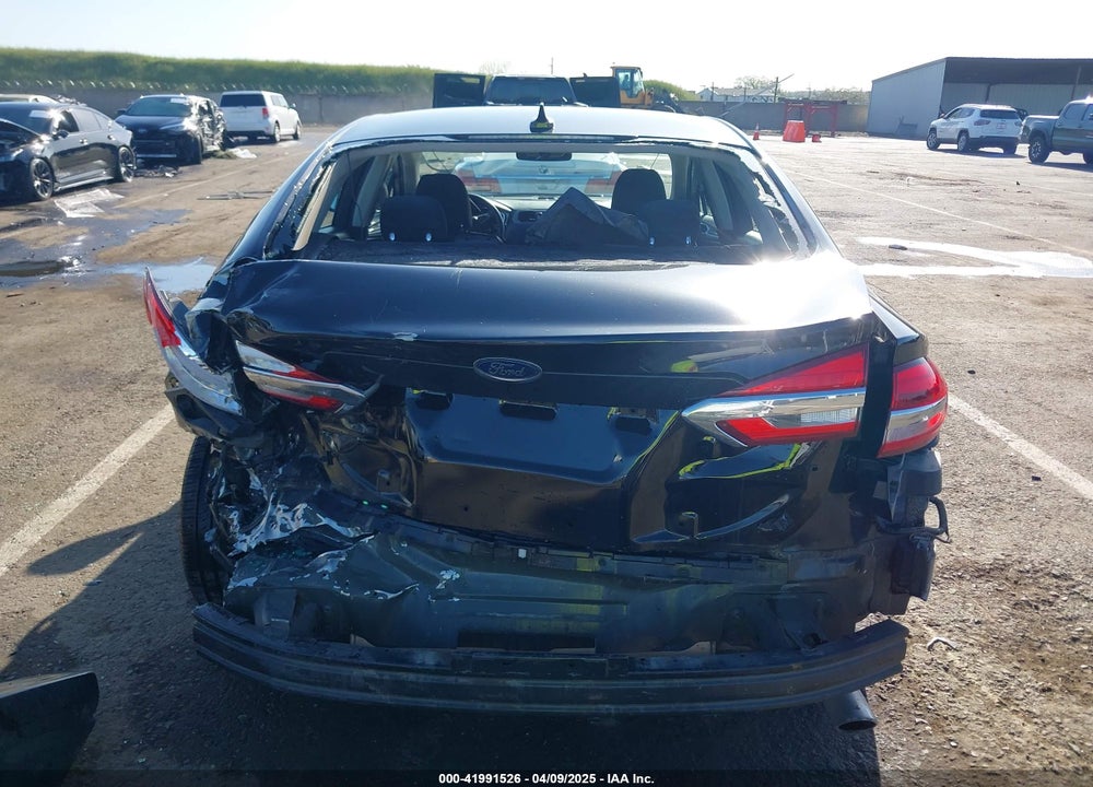 2020 FORD FUSION VIN: 3FA6P0HD8LR119972