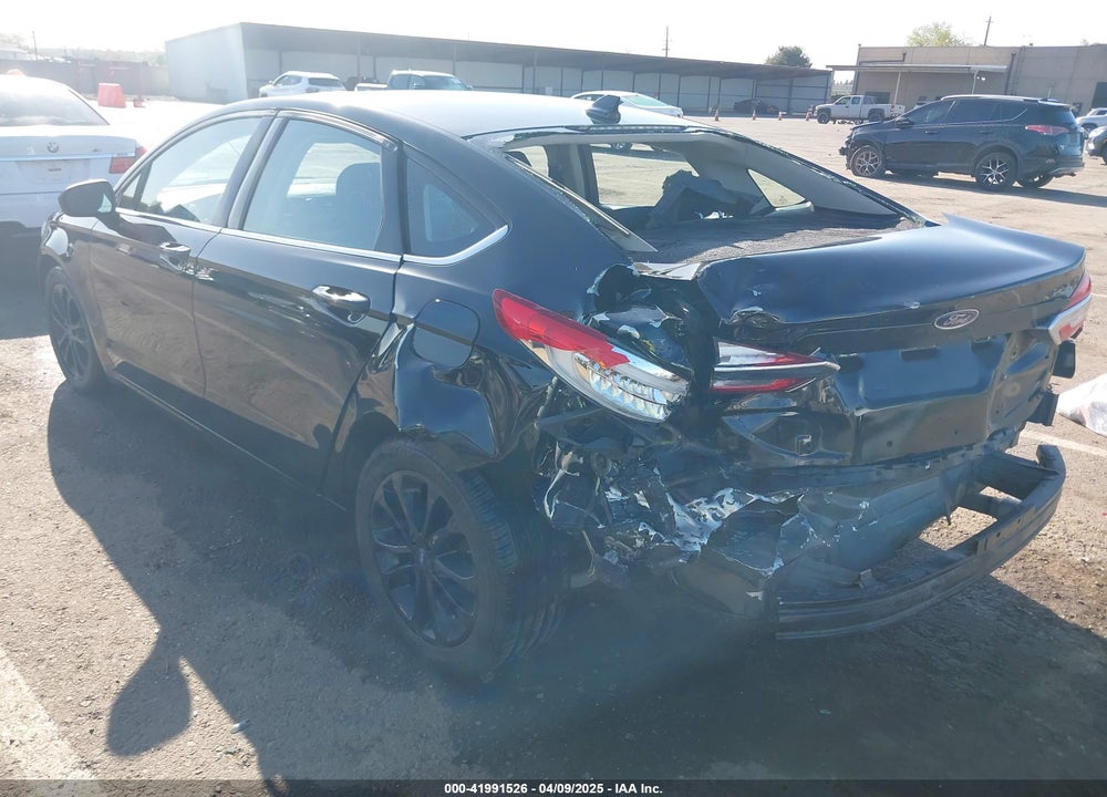 2020 FORD FUSION VIN: 3FA6P0HD8LR119972