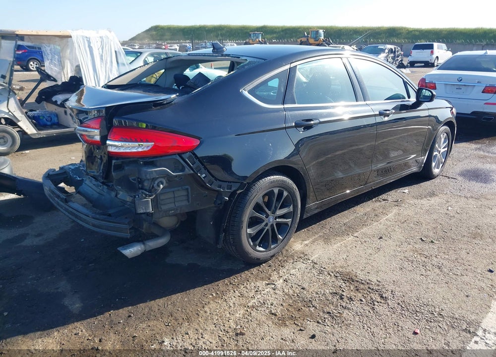 2020 FORD FUSION VIN: 3FA6P0HD8LR119972