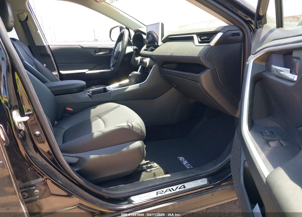 2024 TOYOTA RAV4 HYBRID VIN: JTMB6RFV3RD139222